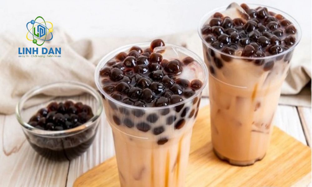 Pha trà sữa thơm ngon
